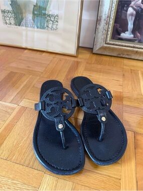 Tory Burch Black Leather Logo Thong Sandals
